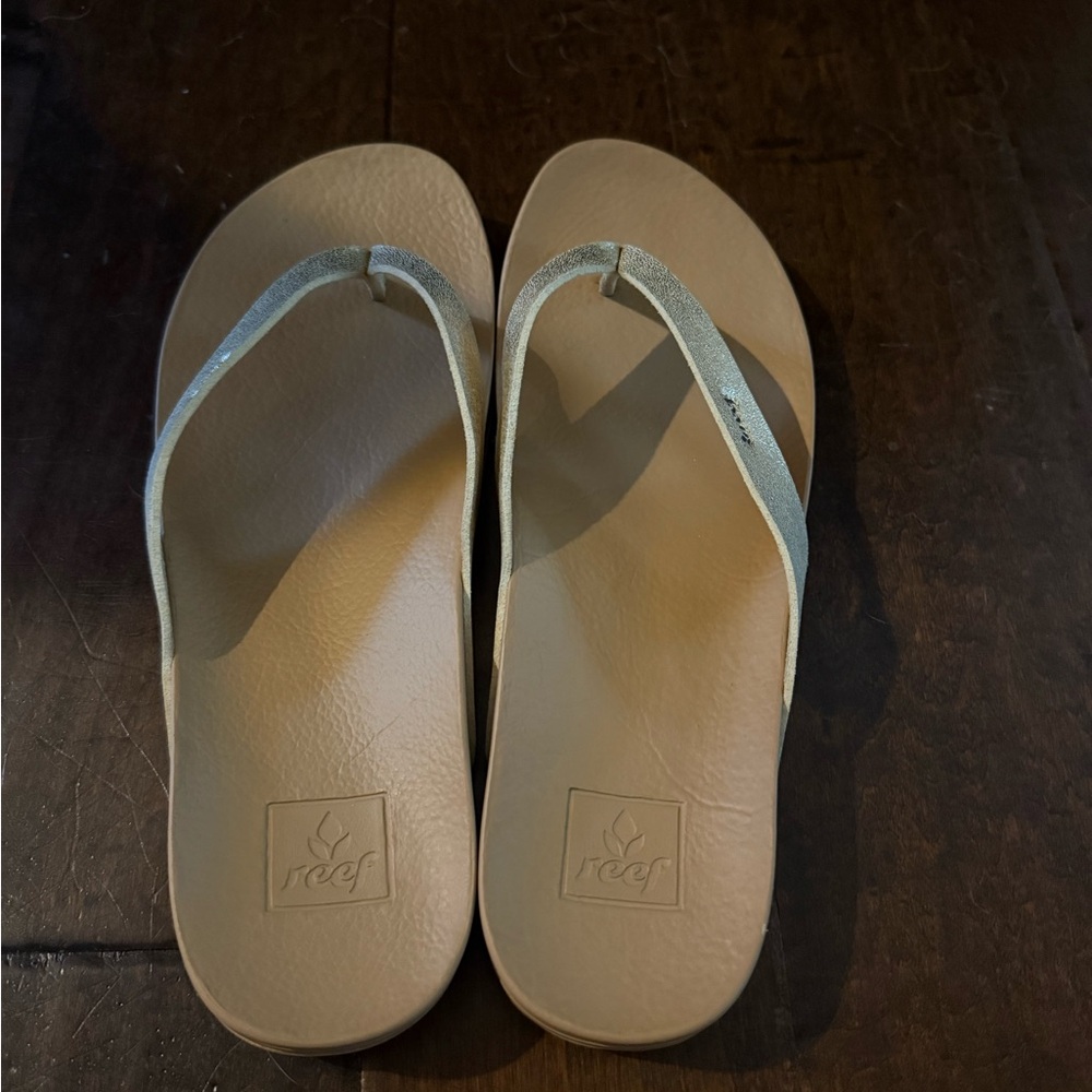 Reef Gold and Tan Sandals - Picture 2 of 4
